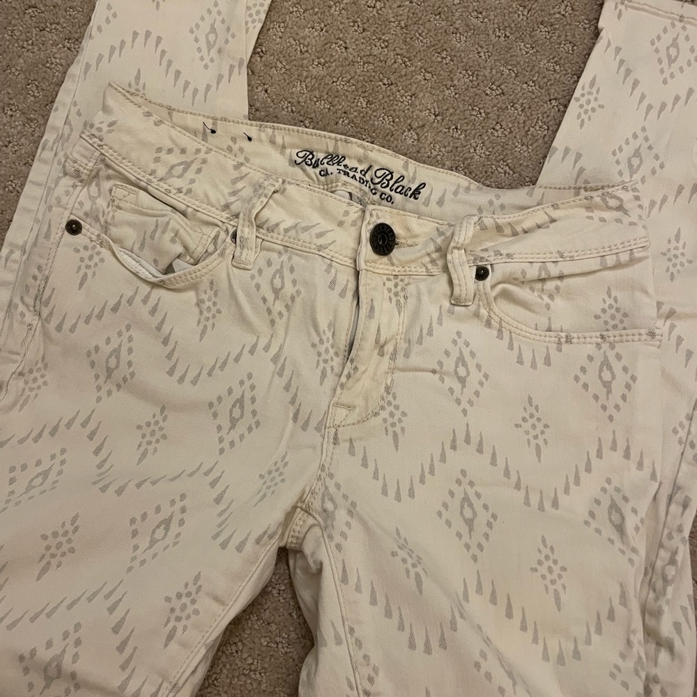 Bullhead off-white pants